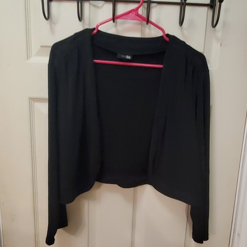 Shoulder jacket